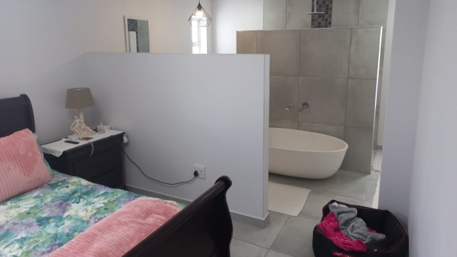 3 Bedroom Property for Sale in Lampiesbaai Western Cape